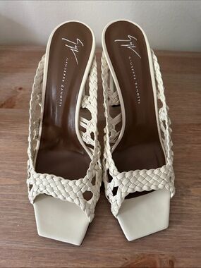 Giuseppe Zanotti Ivory Braided Leather Slide Mules
